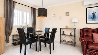 Chalet en venta en Calaburra - Chaparral en Mijas