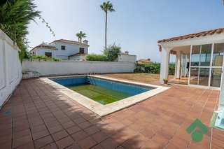 Chalet en venta en San García en Algeciras
