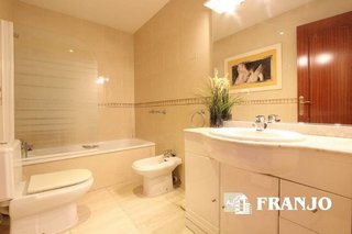 Casa adosada en venta en Creu de Barberà en Sabadell