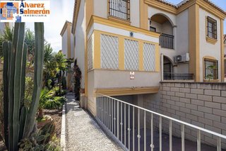 Casa adosada en venta en Motril pueblo en Motril