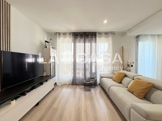 Piso en venta en Artigas - Llefià en Badalona