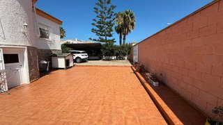 Chalet en venta en La Siesta - El Salado - Torreta en Torrevieja