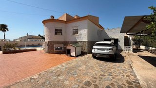 Chalet en venta en La Siesta - El Salado - Torreta en Torrevieja