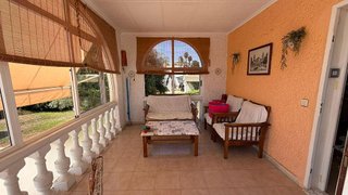 Chalet en venta en La Siesta - El Salado - Torreta en Torrevieja
