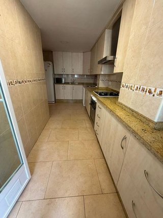 Ático en alquiler en Ciudad de Asís en Alicante