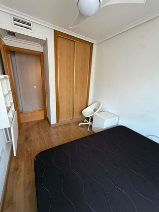 Ático en alquiler en Ciudad de Asís en Alicante