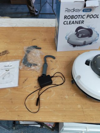 Redkey S100 Limpiafondos Robot Piscina