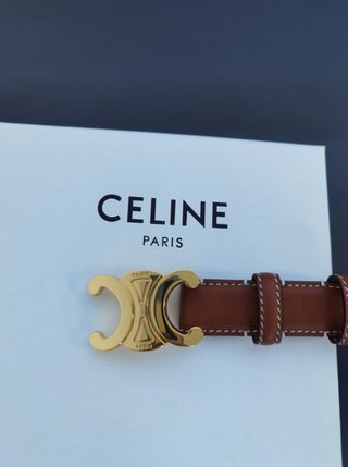 Celine cinturón triomphe piel nuevo completo