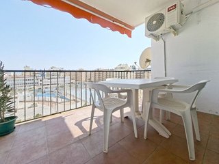 Piso en venta en Playa Bajadilla-Puertos en Marbella