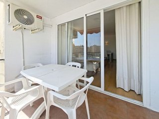 Piso en venta en Playa Bajadilla-Puertos en Marbella