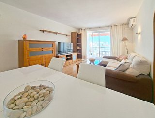 Piso en venta en Playa Bajadilla-Puertos en Marbella