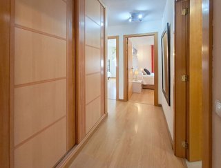 Piso en venta en Playa Bajadilla-Puertos en Marbella