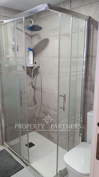 Piso en venta en La Goleta - San Felipe Neri en Málaga