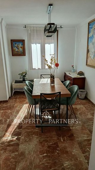 Piso en venta en La Goleta - San Felipe Neri en Málaga