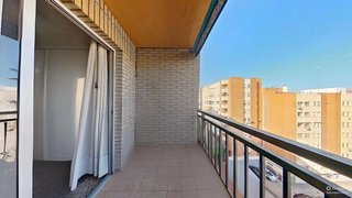 Piso en venta en L´Amistat en Valencia