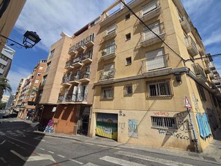 Piso en venta en San Antón en Alicante