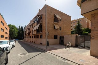 Piso en venta en Bola de Oro - Serrallo en Granada