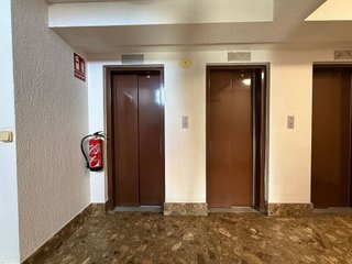 Piso en venta en Cuatro Caminos - Plaza de la Cubela en Coruña (A)