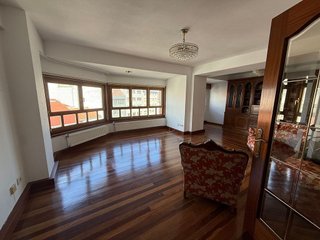 Piso en venta en Cuatro Caminos - Plaza de la Cubela en Coruña (A)