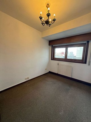 Piso en venta en Cuatro Caminos - Plaza de la Cubela en Coruña (A)