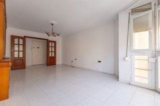 Piso en venta en El Real en Melilla