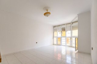 Piso en venta en El Real en Melilla