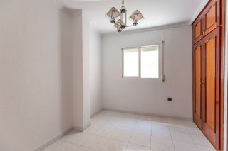 Piso en venta en El Real en Melilla