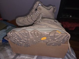 Botas Merrell Moab 3 Mid Gore-Tex Beige