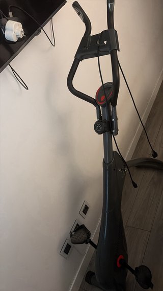 Bicicleta Estática Vertical