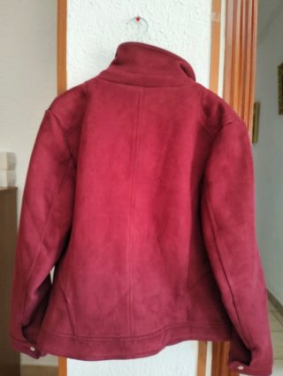 Chaqueta ante burdeos