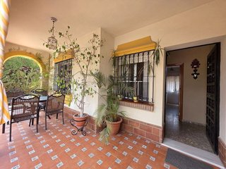 Chalet en venta en Palomares del Río