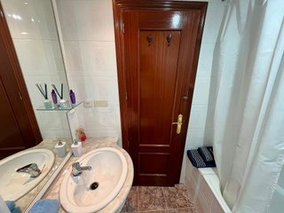 Casa adosada en venta en Centro Ciudad en Linares