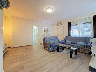 Chalet en venta en La Siesta - El Salado - Torreta en Torrevieja
