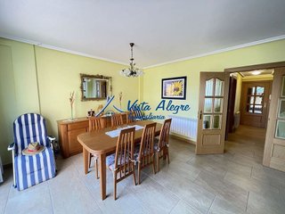 Casa adosada en venta en Haro