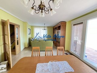 Casa adosada en venta en Haro