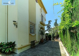Chalet en venta en Albolote