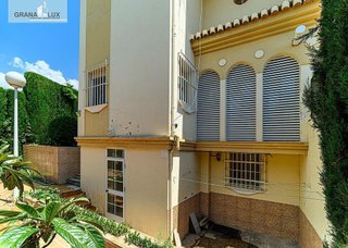 Chalet en venta en Albolote