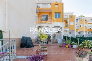 Casa adosada en venta en Albuñol