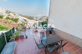 Casa adosada en venta en Albuñol