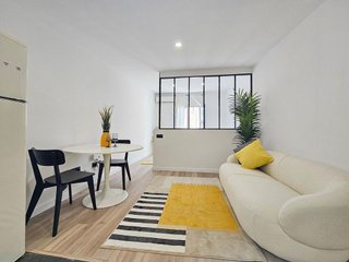 Ático en venta en El Raval en Barcelona