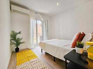 Ático en venta en El Raval en Barcelona