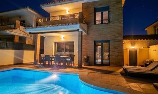 Chalet en venta en Empuriabrava en Castelló d´Empúries