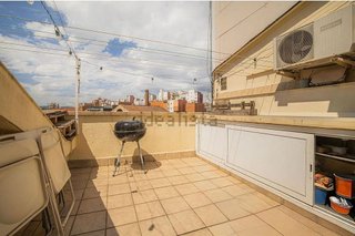 Dúplex en venta en Sant Josep en Hospitalet de Llobregat, L´