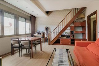 Dúplex en venta en Sant Josep en Hospitalet de Llobregat, L´