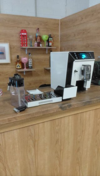 Cafetera DeLonghi Primadonna Class
