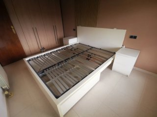 Cama completa con 2 cajones y somier