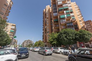 Piso en venta en Barrio de Zaidín en Granada