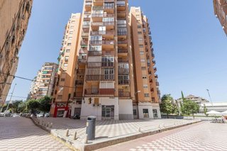 Piso en venta en Barrio de Zaidín en Granada