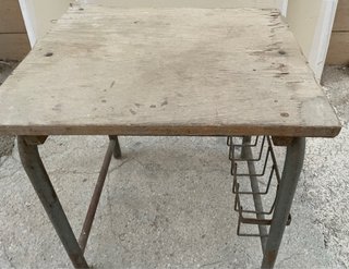 Pupitre antiguo madera y metal PARA RESTAURAR