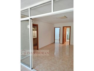 Piso en venta en Juan XXIII en Alicante